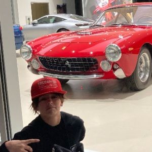 Meet your Posher, Ryan